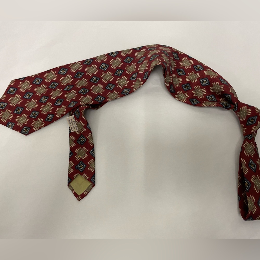JOSEPH ABBOUD COLLECTION Made in‎ Italy Vintage Medallions Print Silk Power Tie